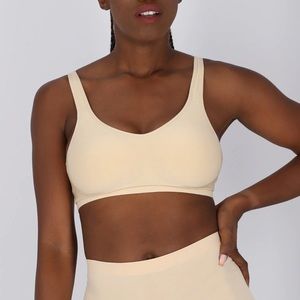 COMFORT SHAPING BRA WITH ADJUSTABLE STRAPS NWT